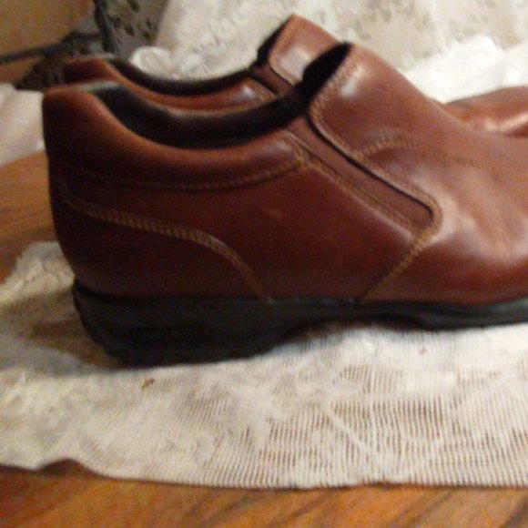 Cole Haan men leather brown slip on loafers sz 11M round toe main image 5